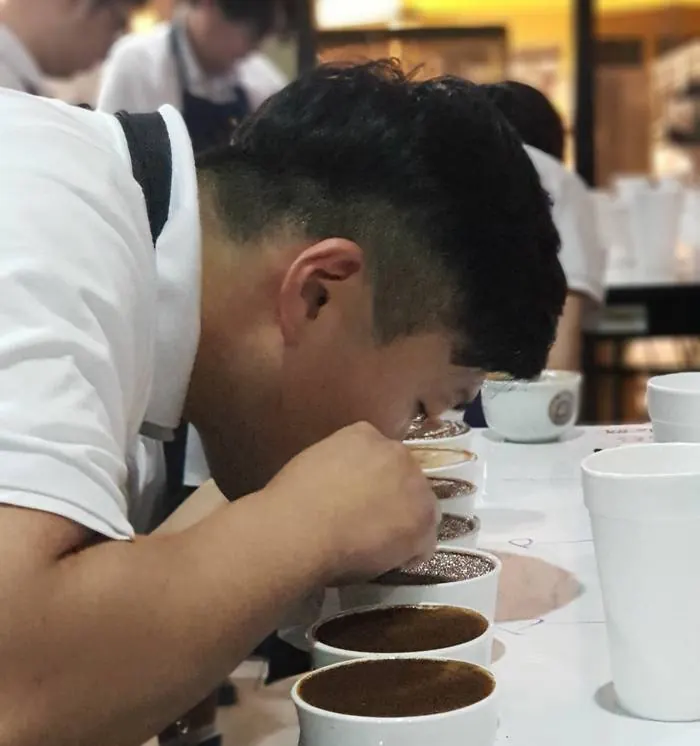 커핑 테이블